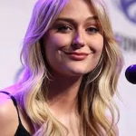 Alyvia Alyn Lind